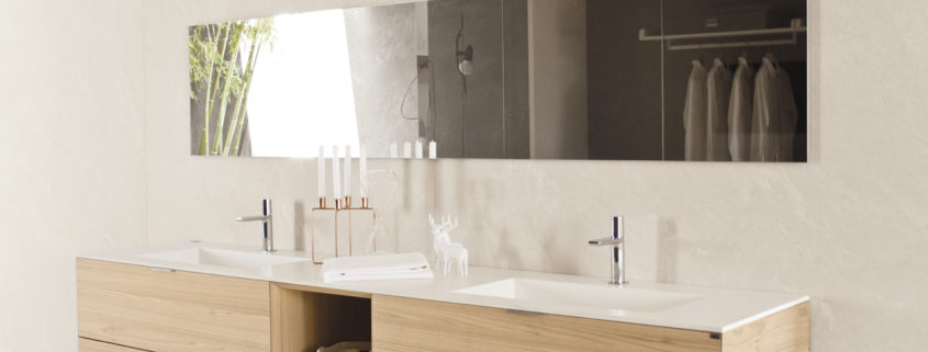 Decoración de un baño con vestidor