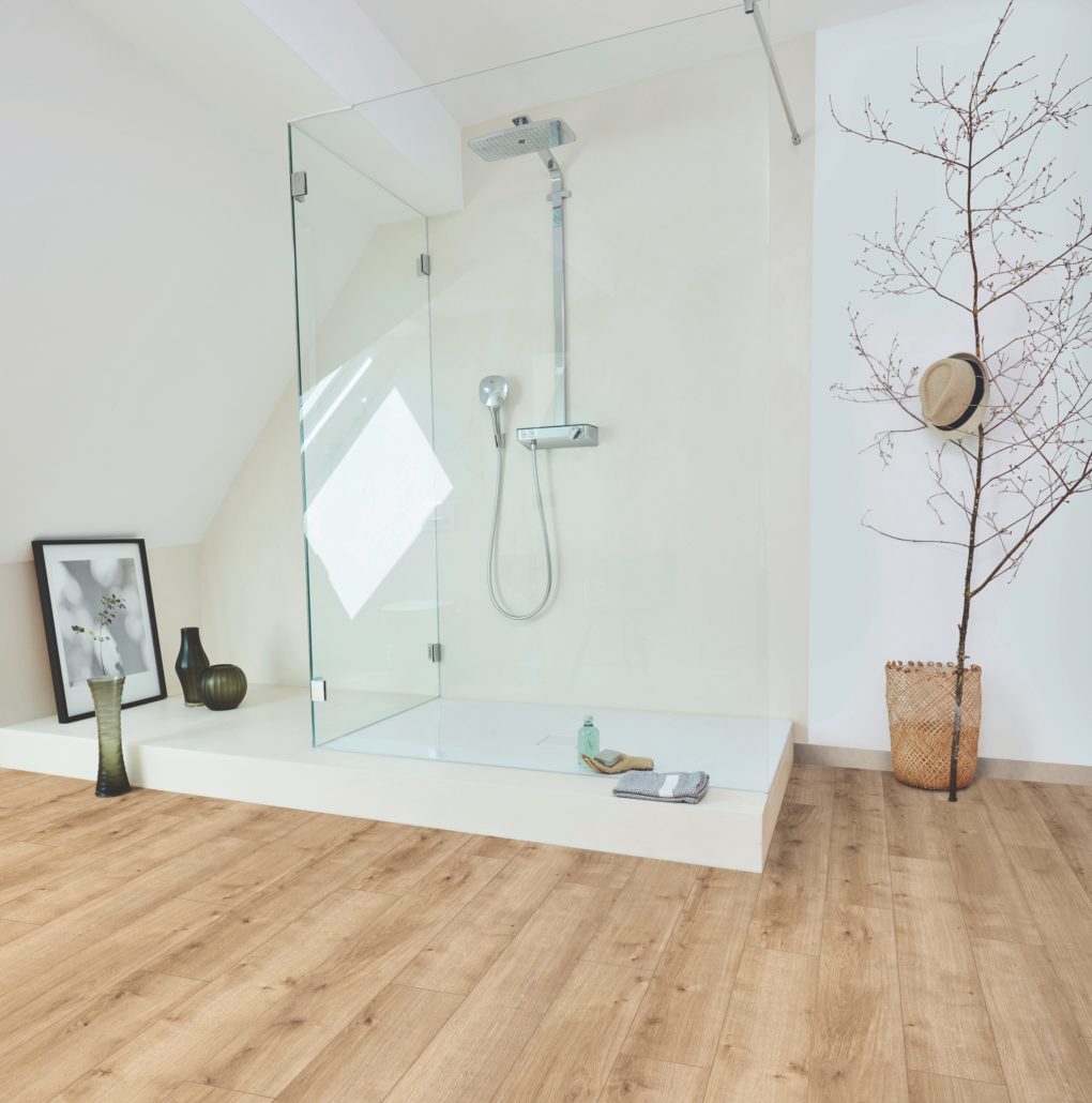 Colección de suelo para el baño de pavimentos elásticos 'Modular One' de Parador.